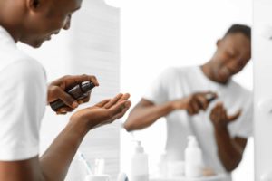 how to use mens fragrance