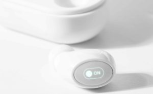 How to use wireless earbuds?